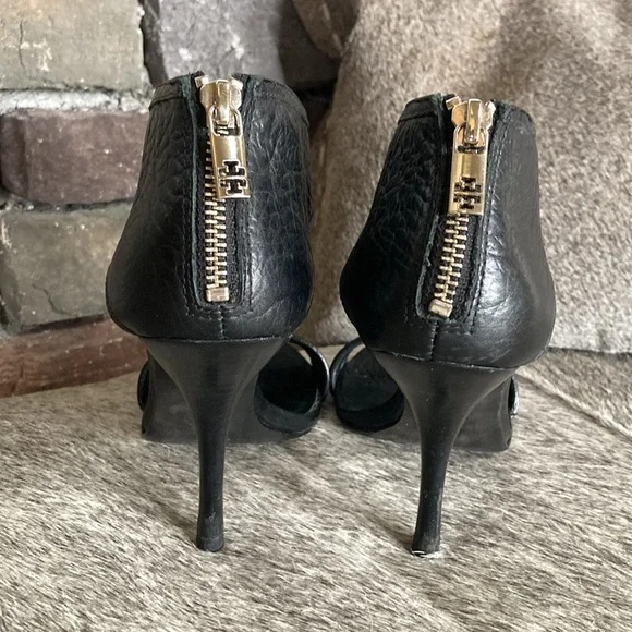 Tory Burch Black All Leather Torben Tumbled Rhino Leather Heel - Picture 10 of 14